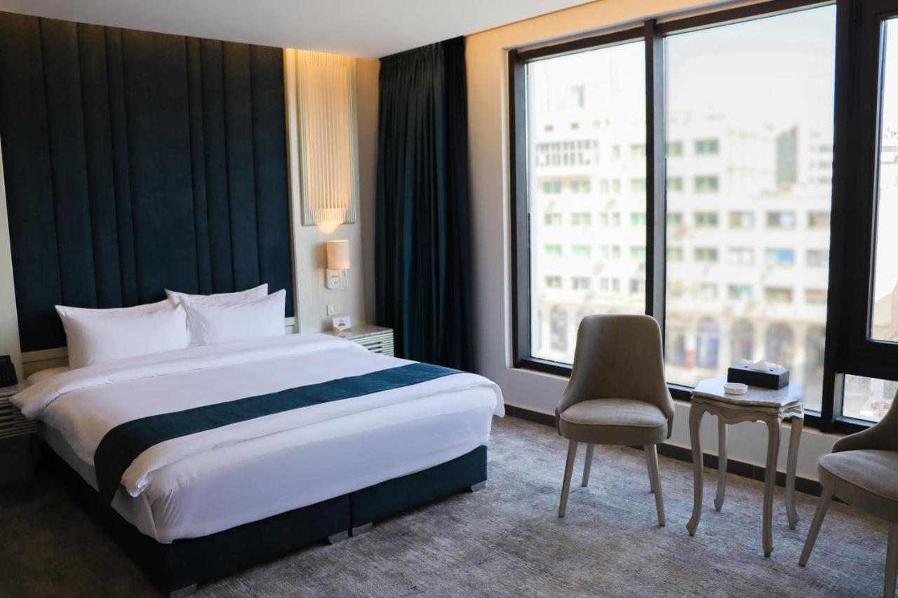 Rival Hotel Amman Esterno foto